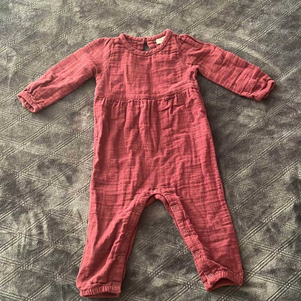 Maroon one piece for baby. Open back. Muslin. Long-sleeved